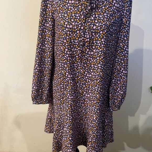 Draper James Floral Shift Dress – Tie Neck, Flounce Hem, Size XS - Picture 5 of 5